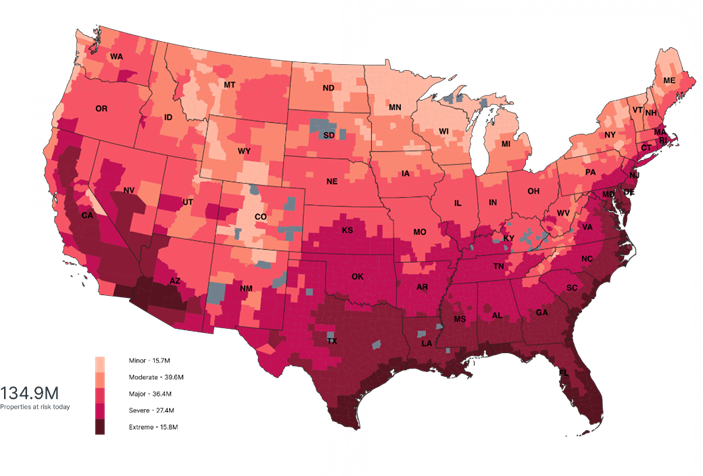 Map of the United States showing properties at risk from extreme heat, with the highest risk across the Southwest and Gulf states
